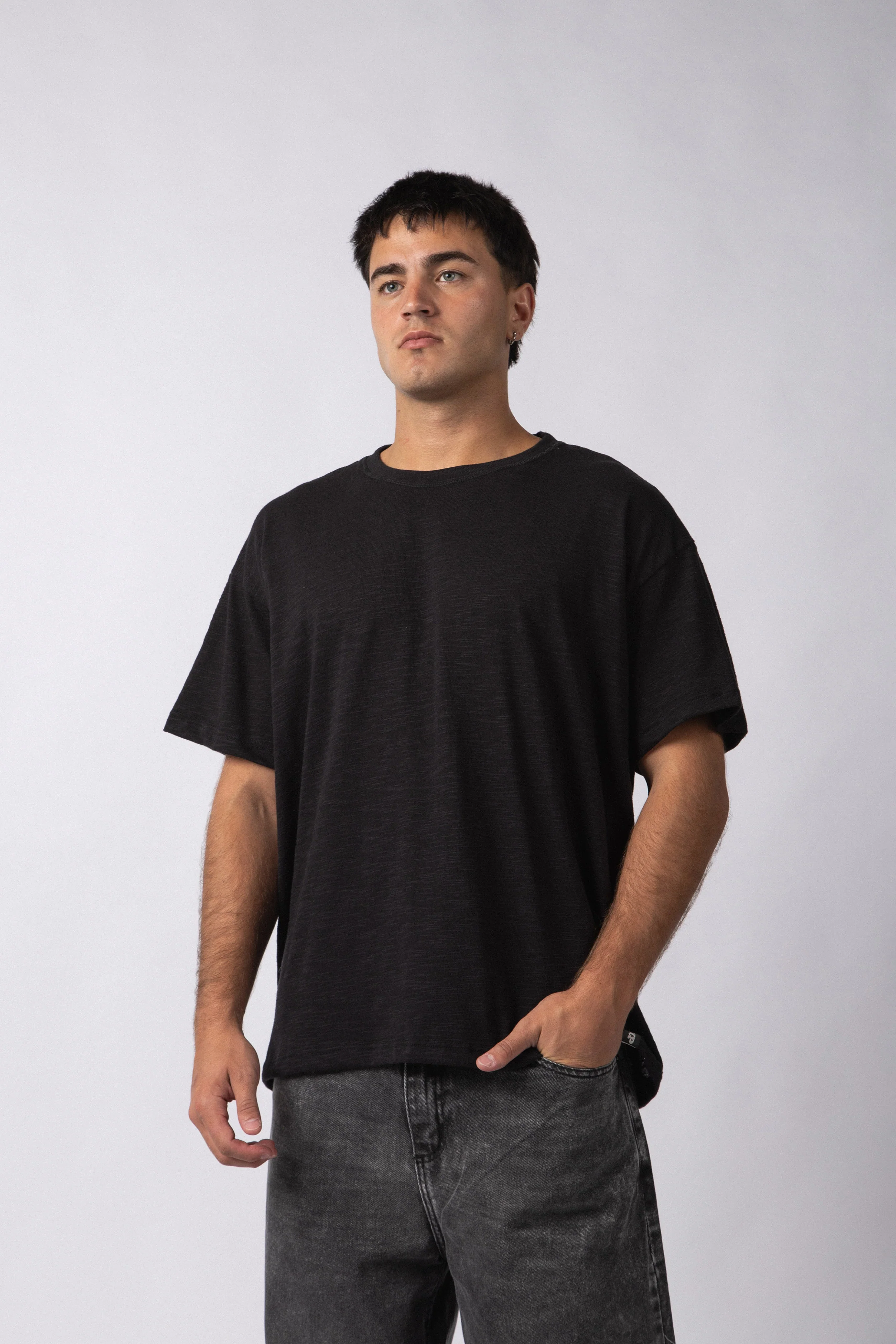 Remera Patch Drop Negra - Image 2