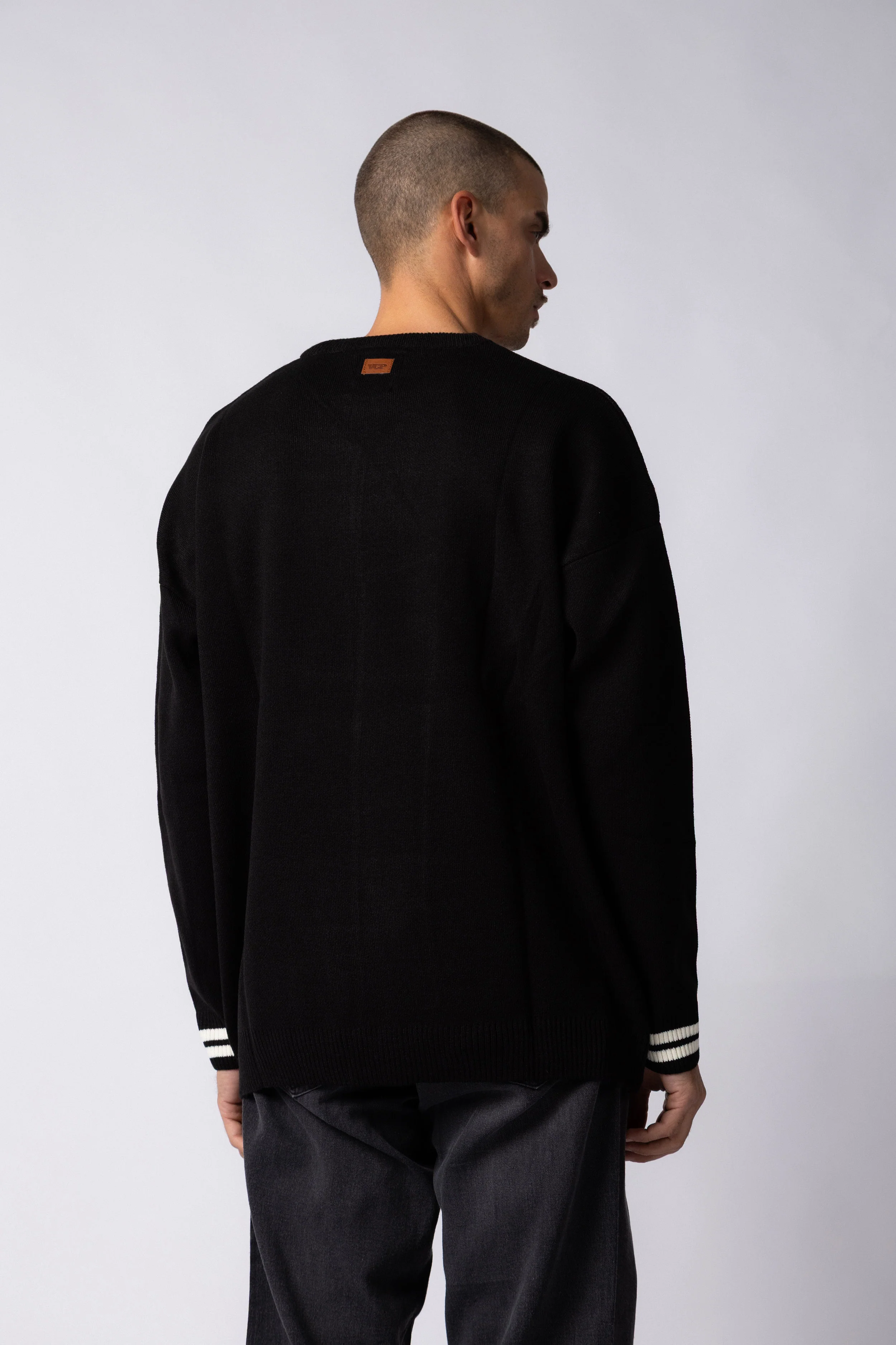 Sweater Over Dioniso - Image 7