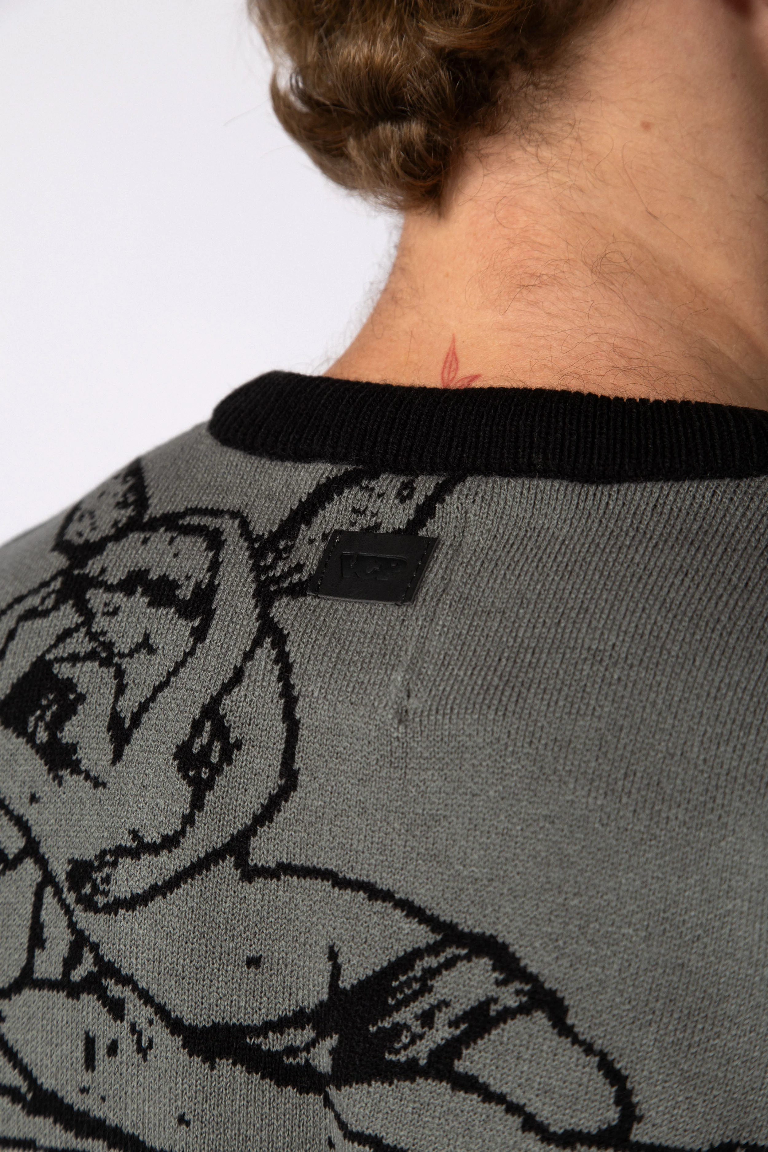 Sweater Over Olimpo - Image 6