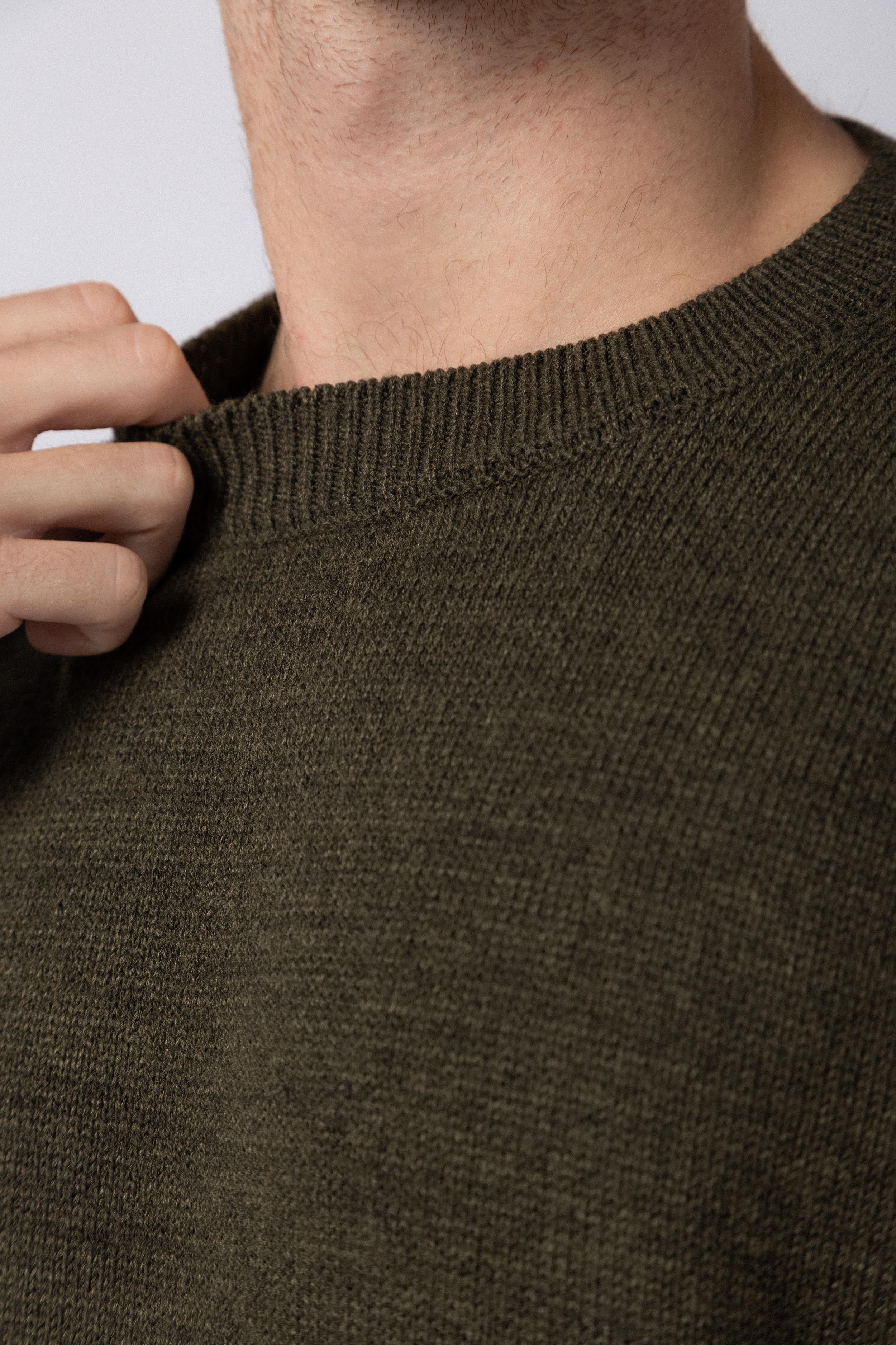 Sweater Over Zuri Militar - Image 6