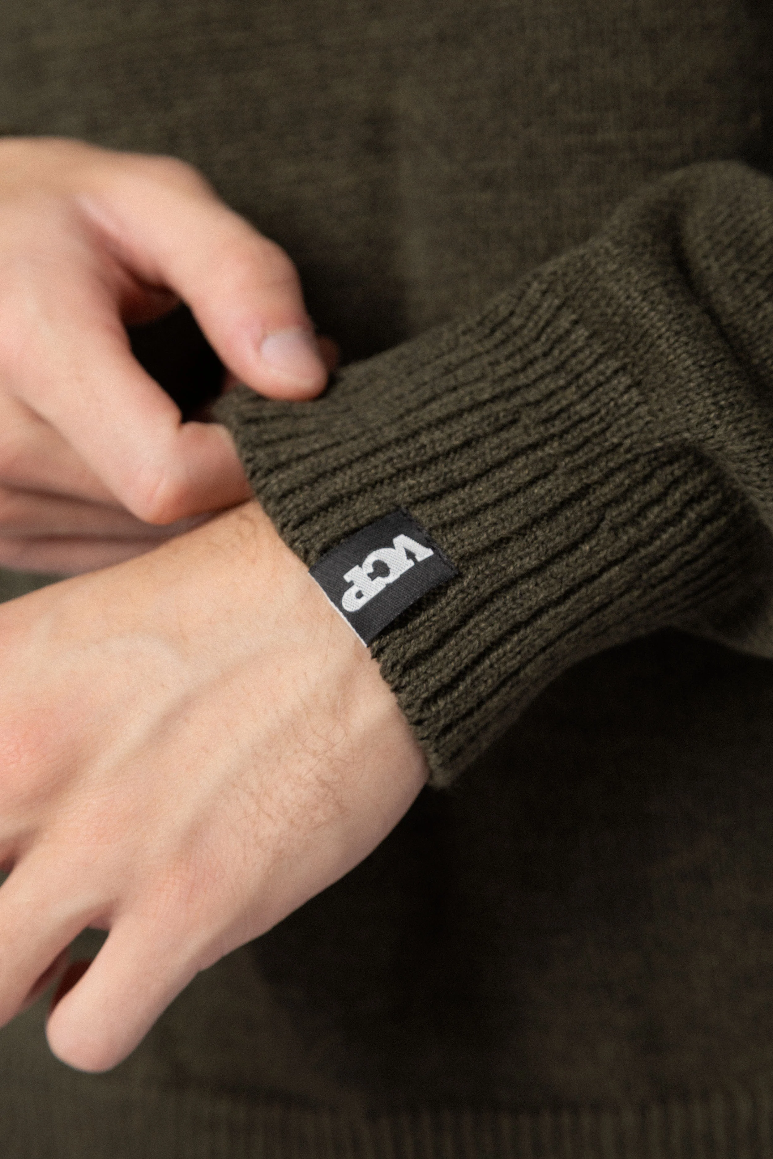 Sweater Over Zuri Militar - Image 8