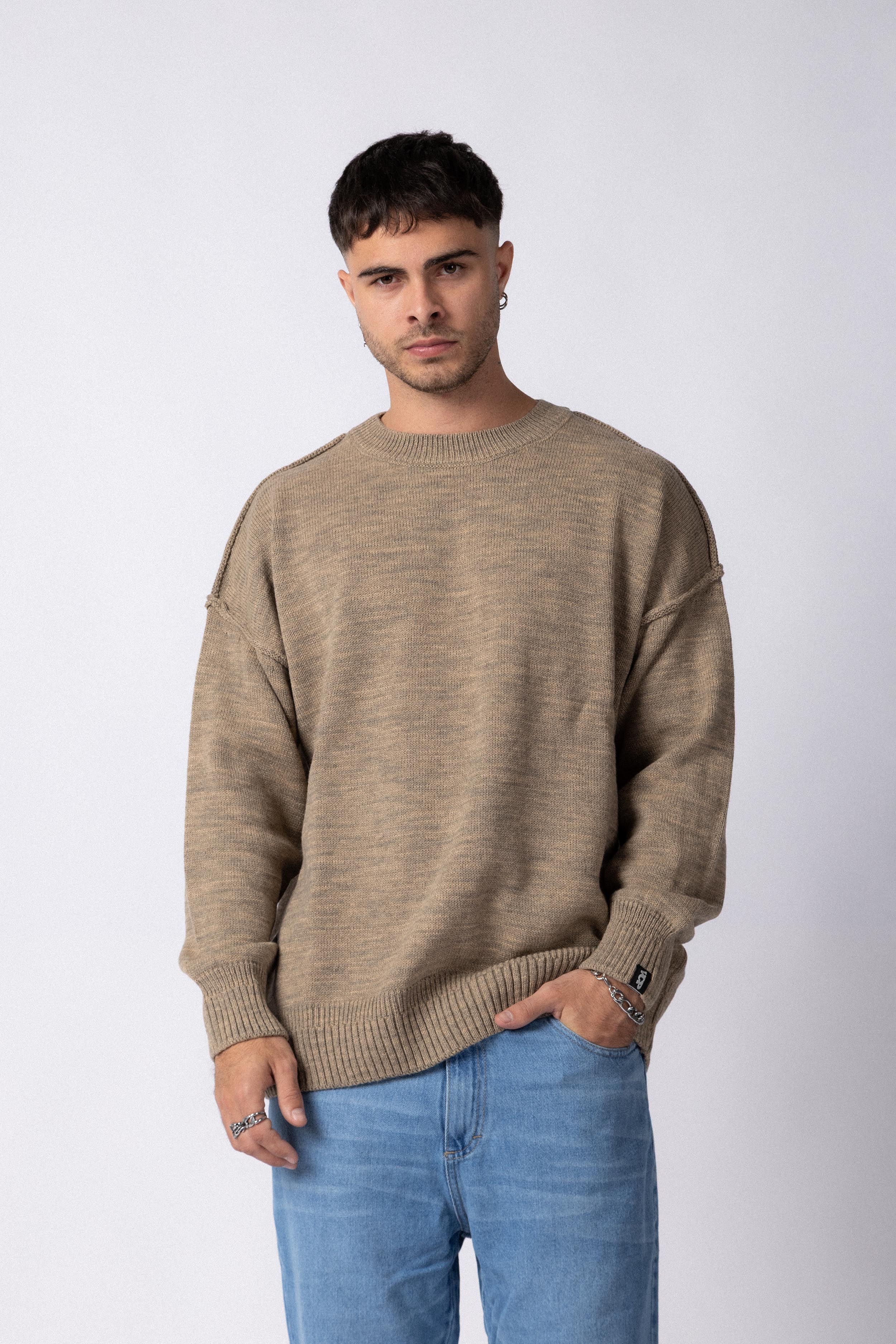 Sweater Over Zuri Vison - Image 7