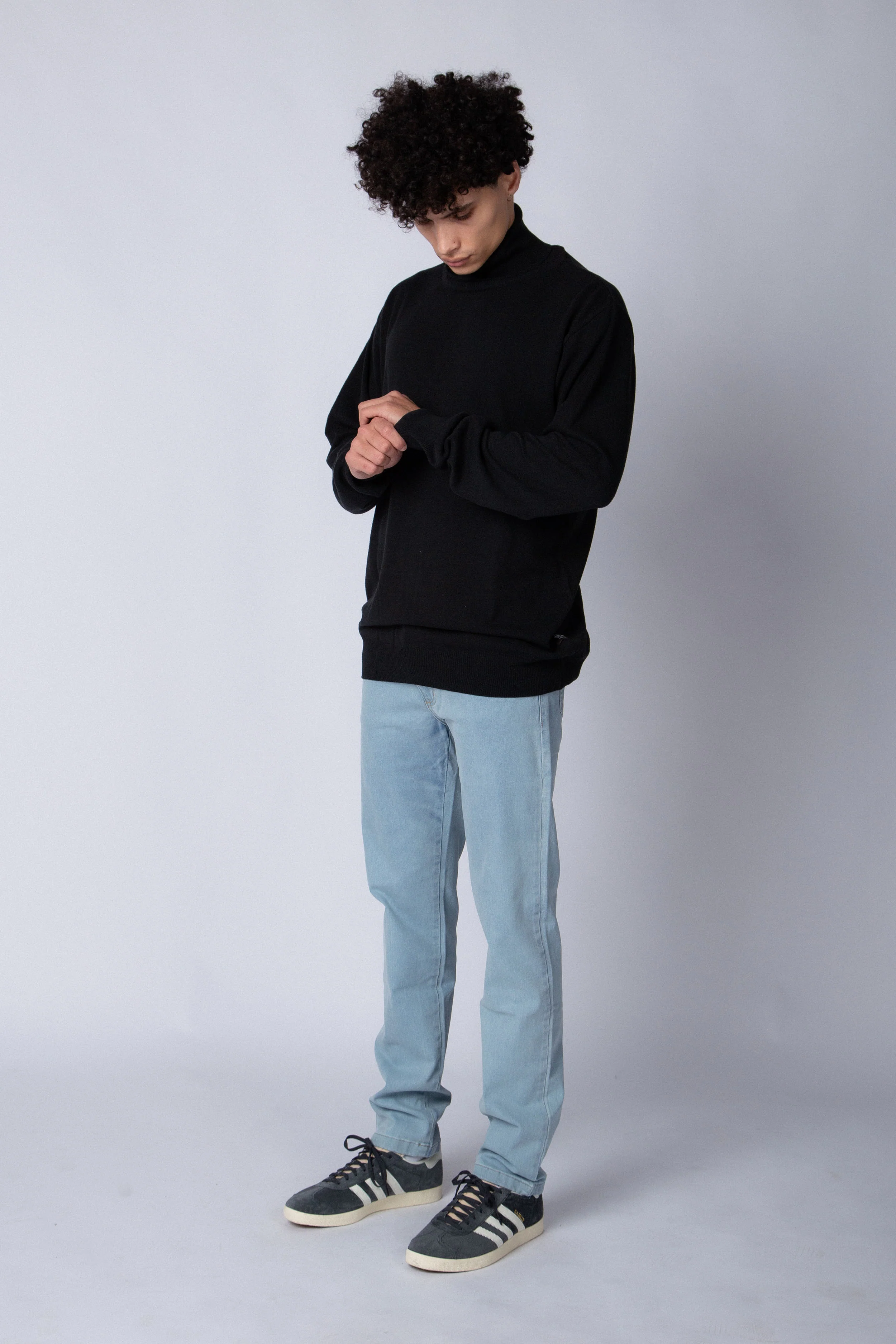Sweater Polera Paul Negra - Image 4